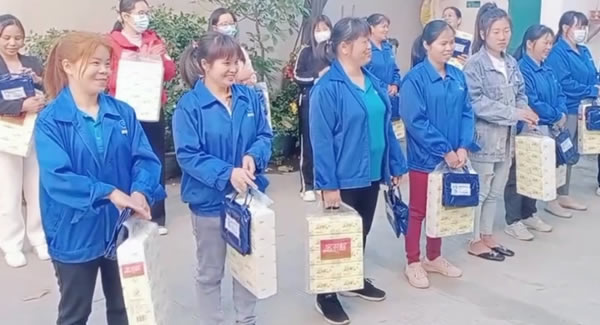 感恩女神節(jié)，所遇即美好|廣有五金&東莞合頁(yè)