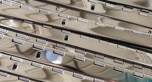 解鎖長(zhǎng)合頁(yè)平、直、順，暢享便捷生活體驗(yàn)|廣有五金&東莞合頁(yè)?