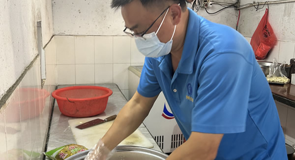 一口酸蘿卜，一份真關(guān)懷——廣有五金的暖心日常?